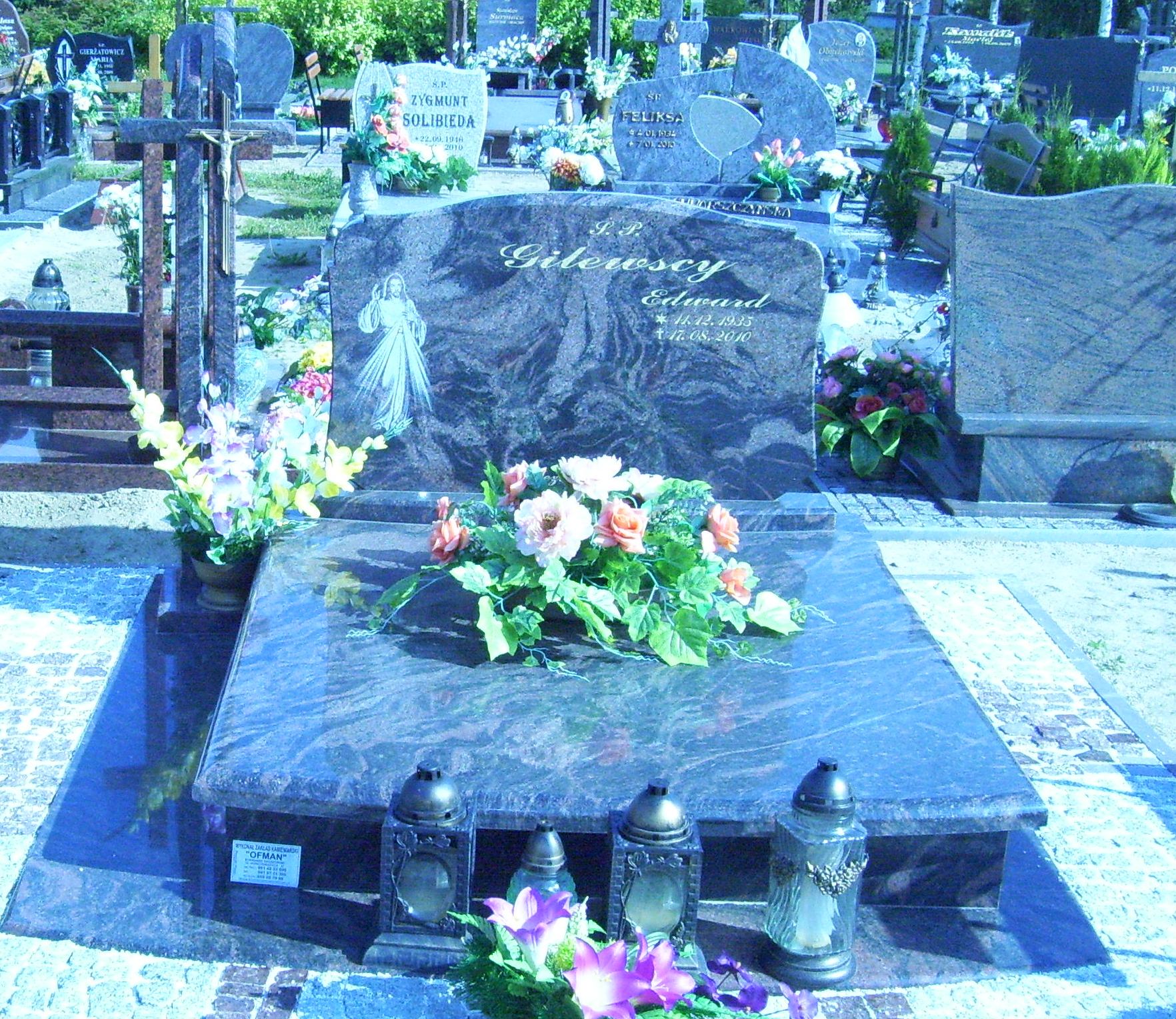 Grób Edward Gilewski
